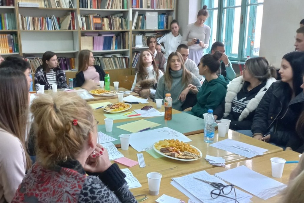 IMG-6810badd4d49d931c438c572276b4f18-V