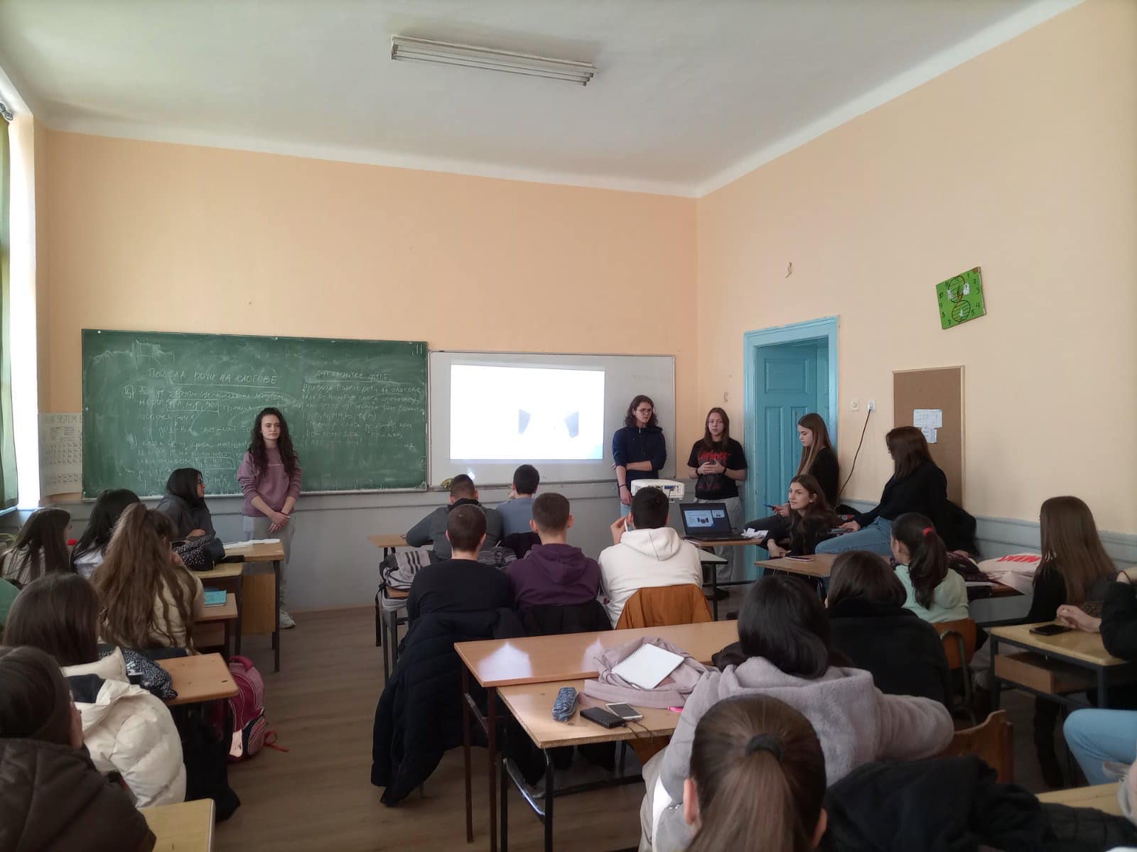 419742786_377226798382515_8983568152590028138_n