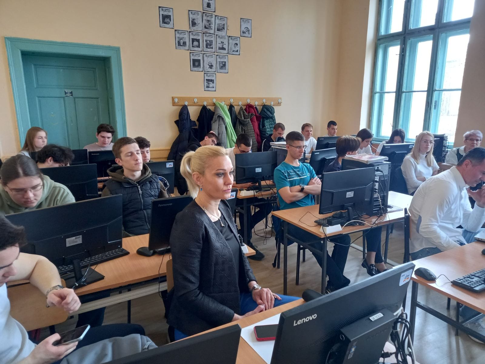 433192045_397679106337284_5703237939403910956_n