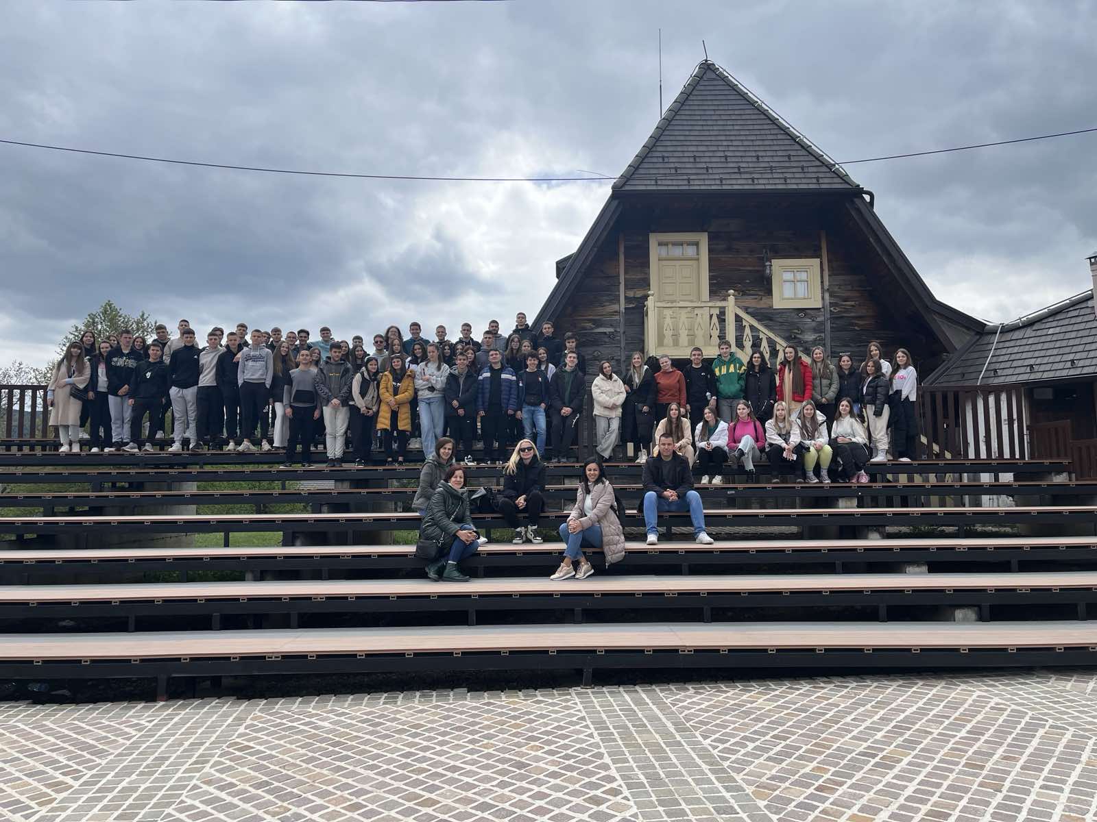 437397810_411850214920173_5094082778418893986_n