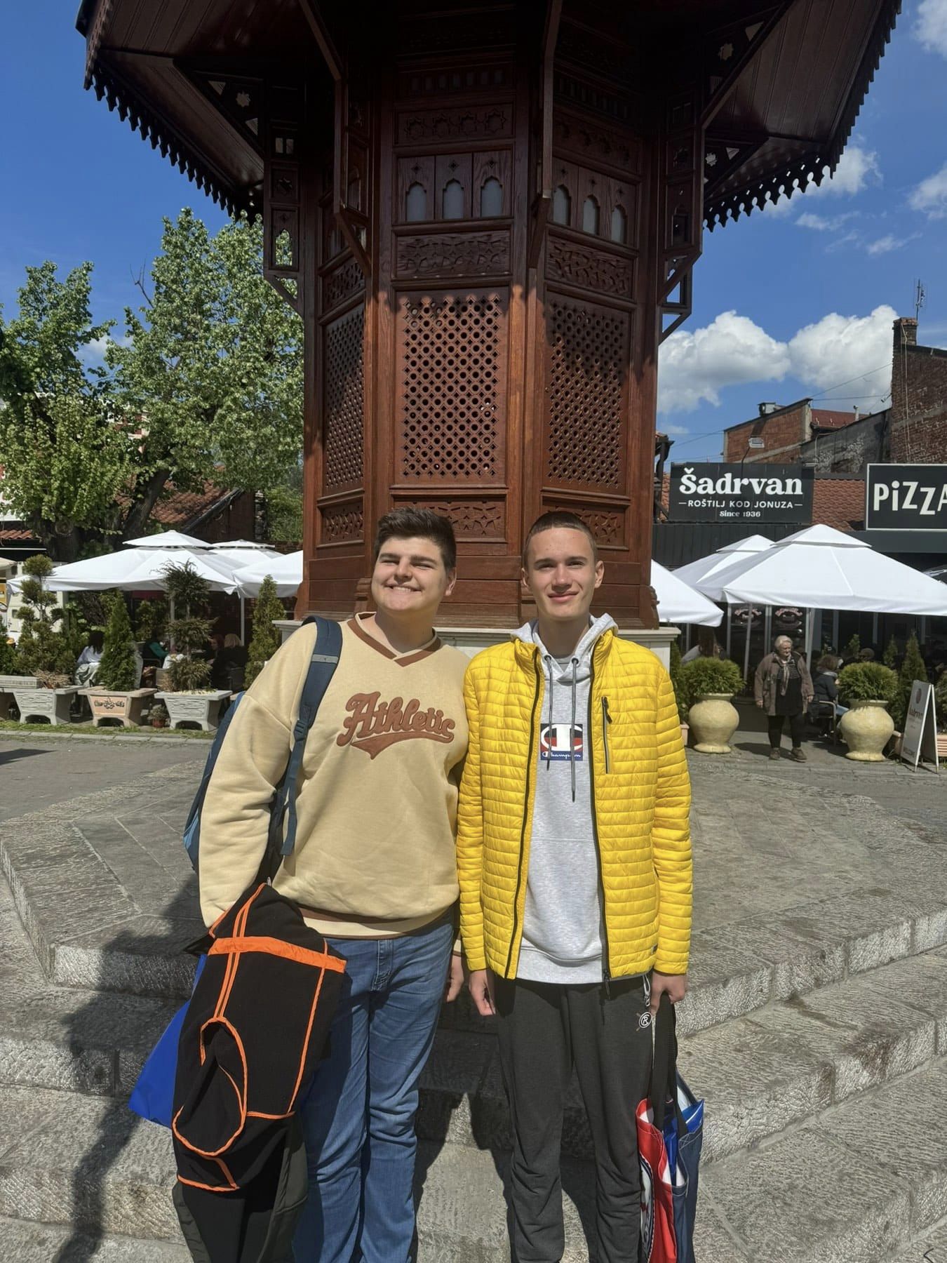 437561930_412292948209233_7884654724640855080_n