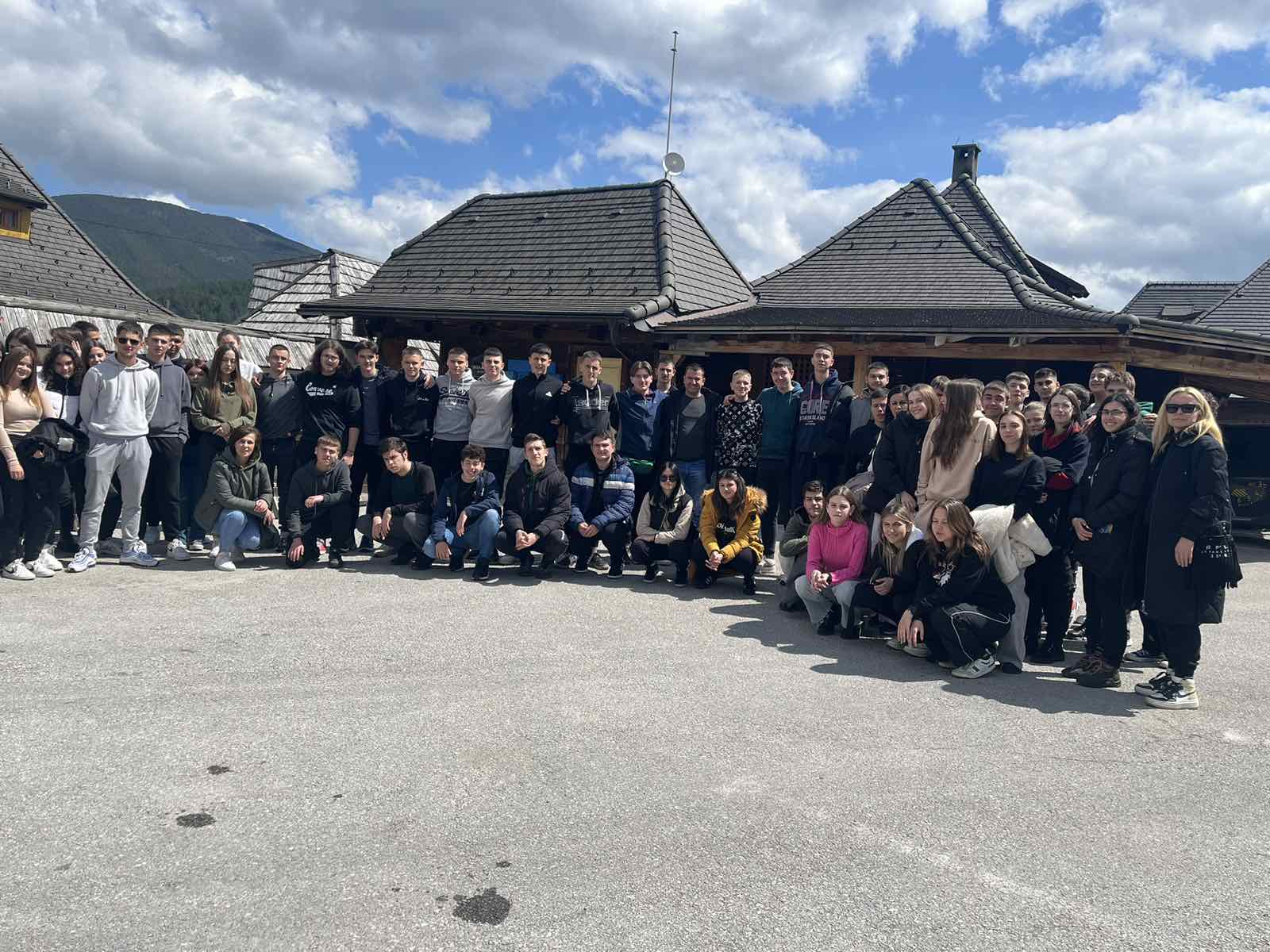 437673553_411851694920025_4820751890283926773_n