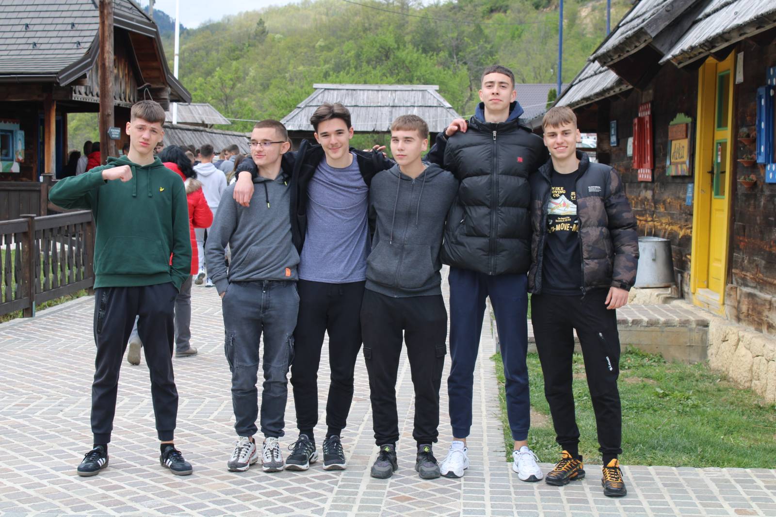 437719175_412308658207662_7675434679870365868_n