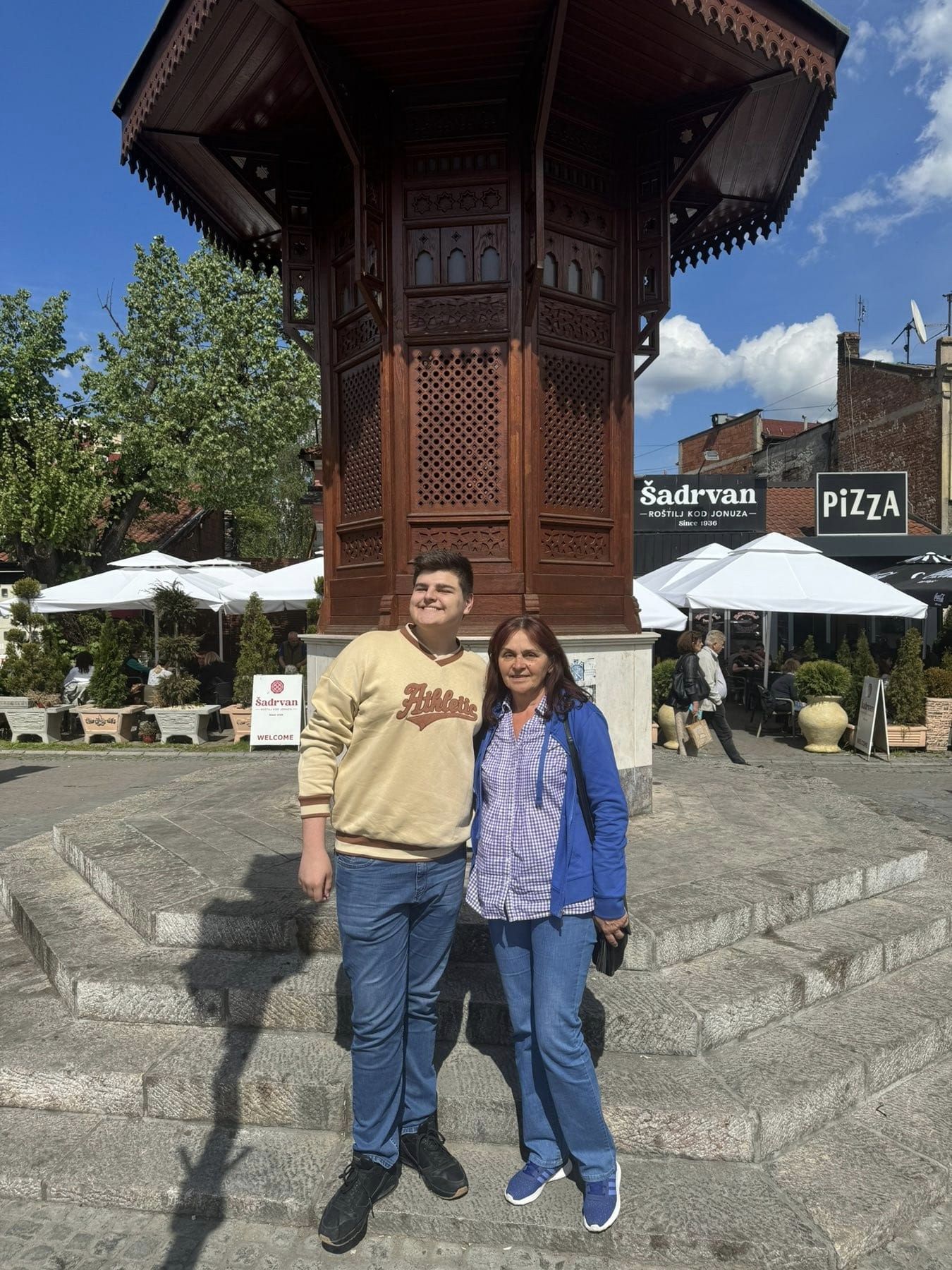 439618698_412293031542558_6664998453975926123_n