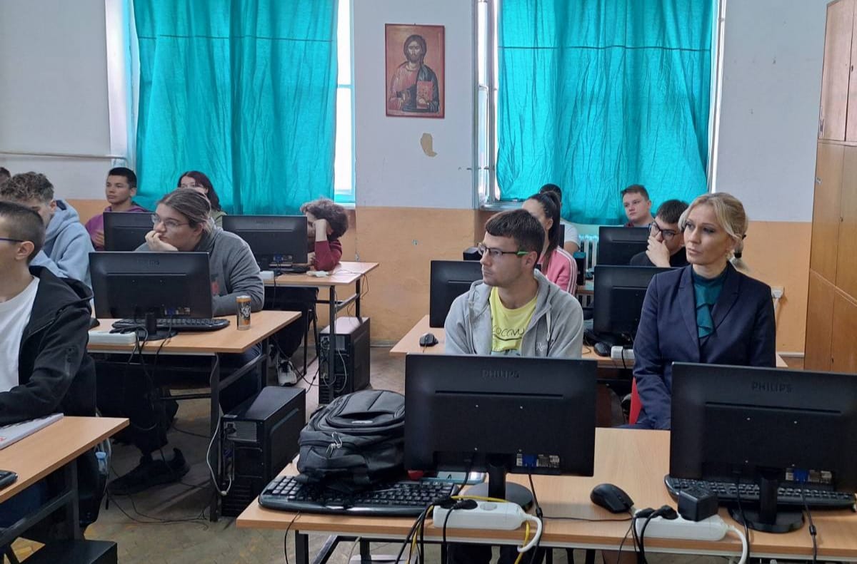 436264033_427612186677309_5417389787317790260_n