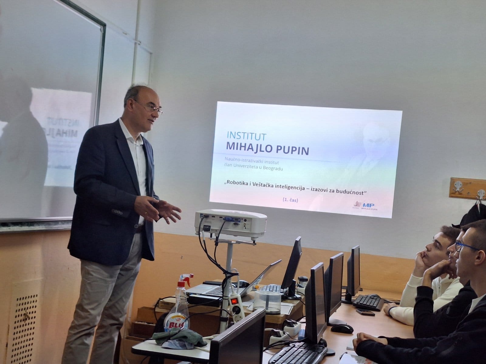 441351445_427608776677650_3990405676253679653_n