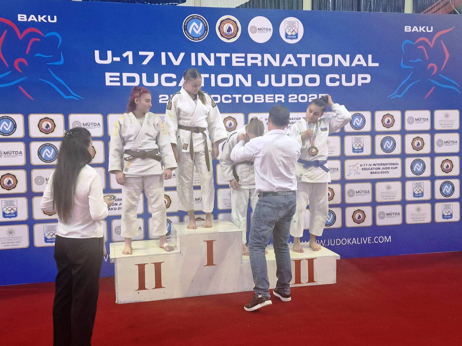 571138213_803764845728706_1624504871021922549_n