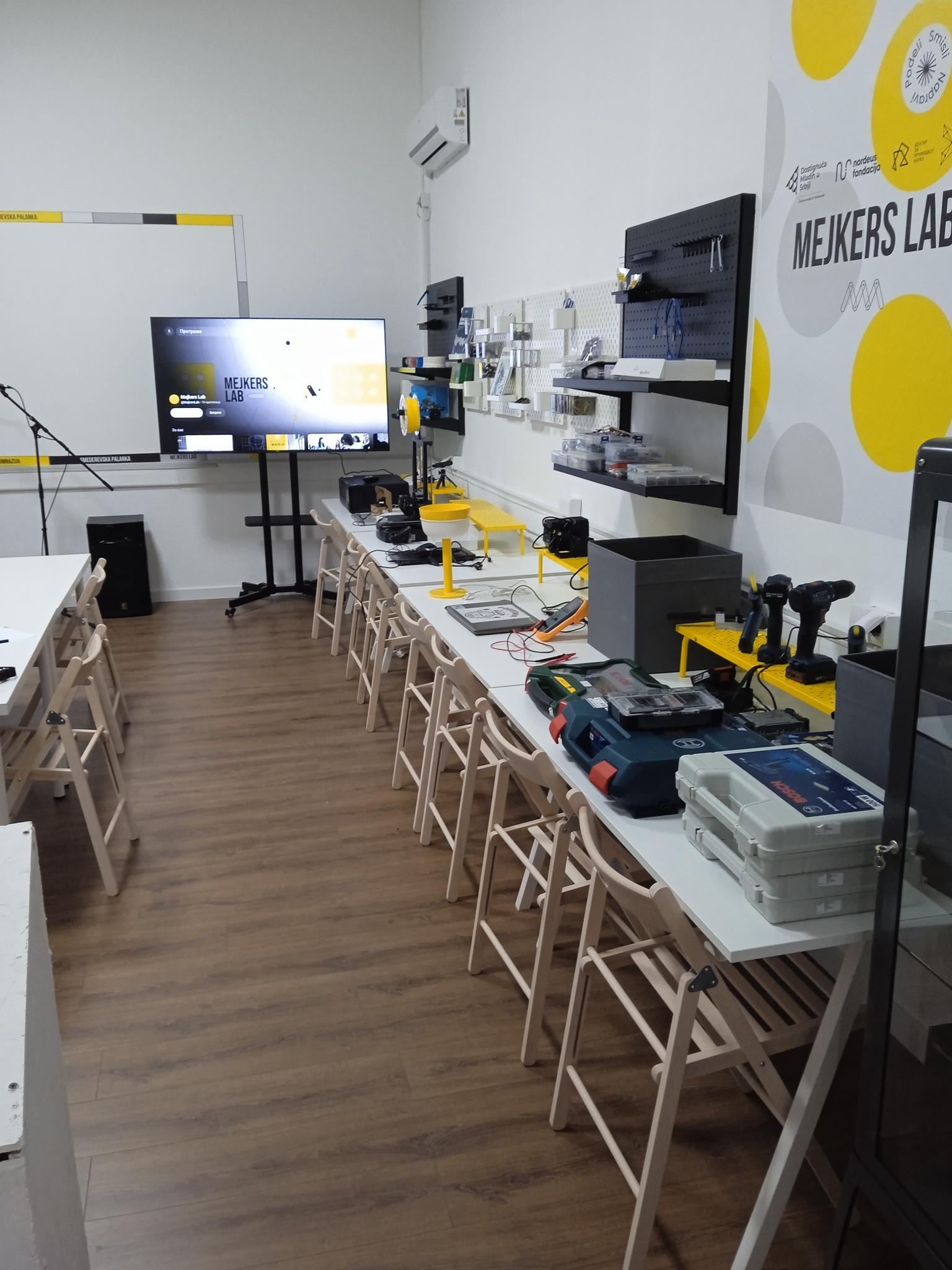 573620573_808509718587552_54592302719894216_n