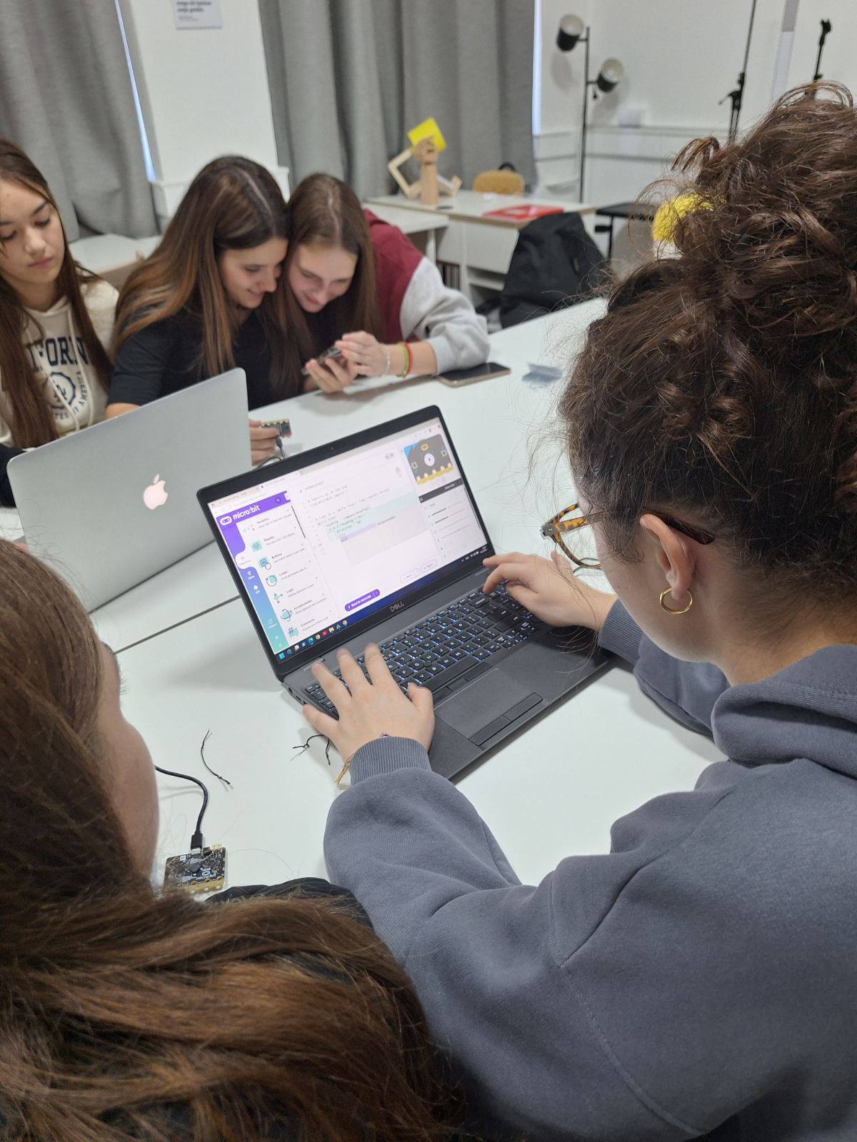 577036876_814417444663446_4720201725912838273_n