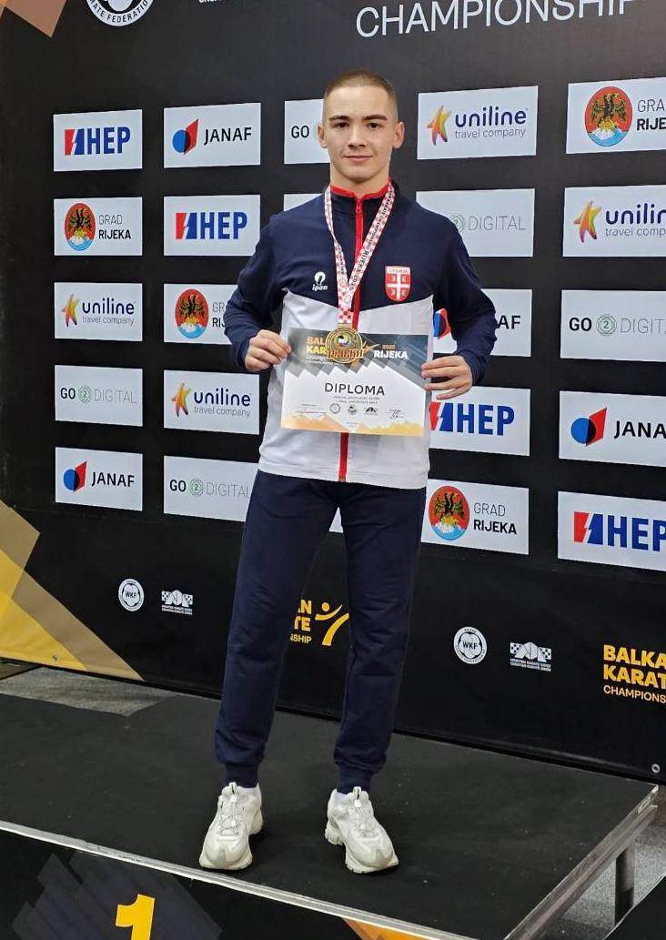 579044061_814555154649675_8101798956625765876_n