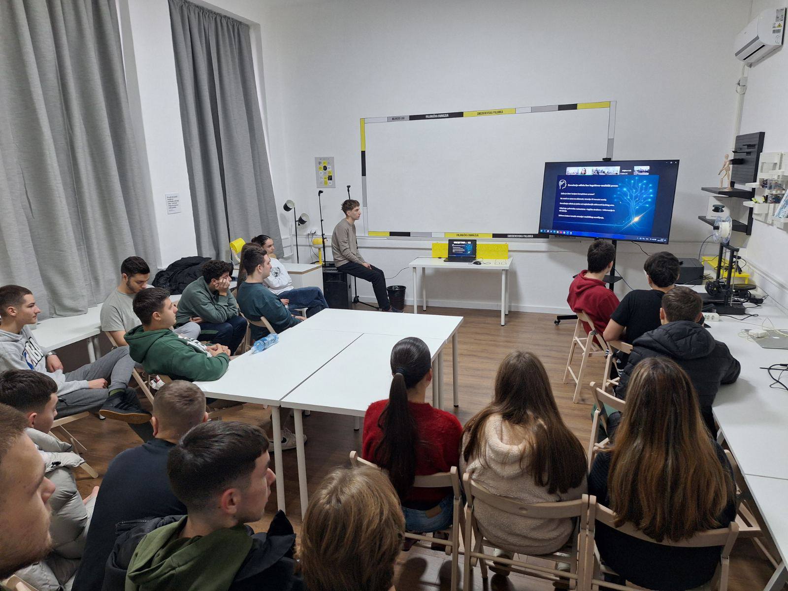 590543472_830677429704114_1683324395293207063_n