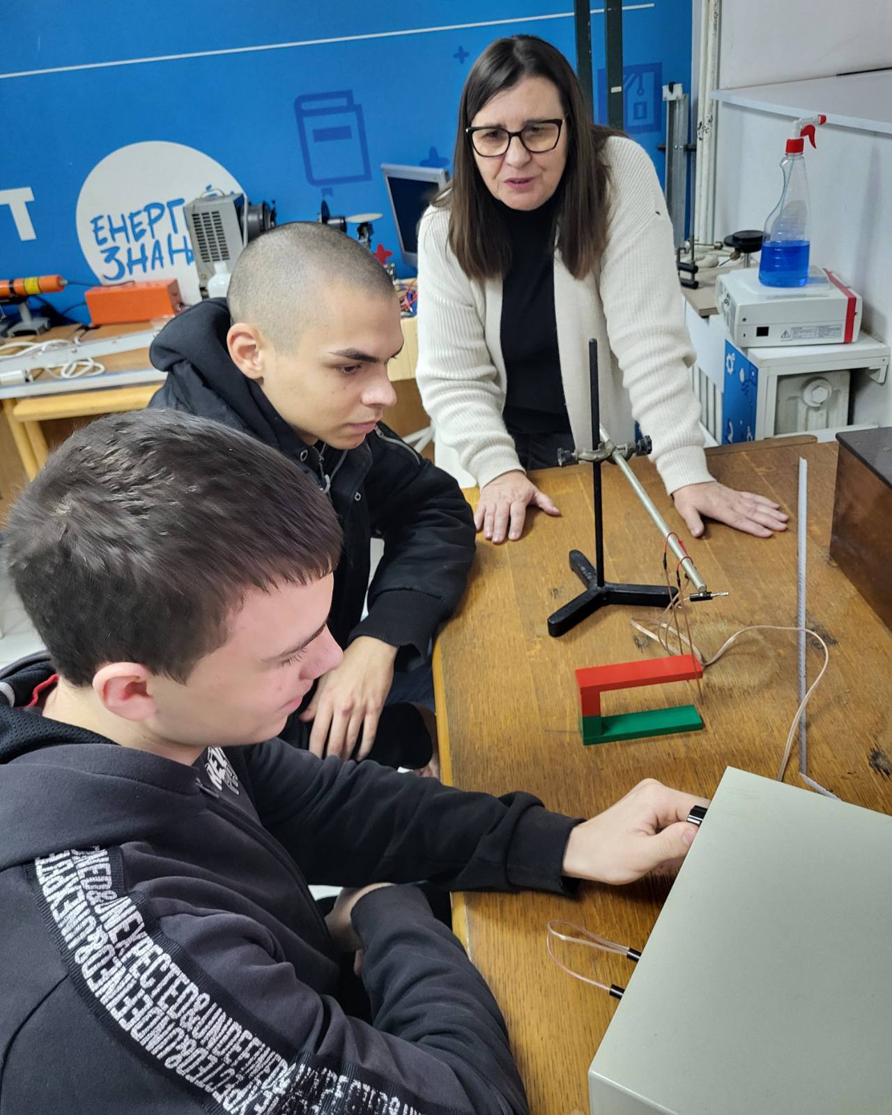 594202720_838985388873318_1160478076815450466_n