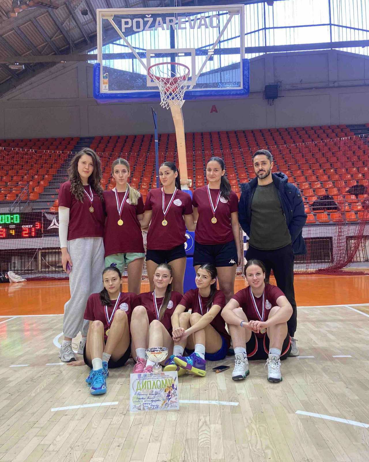 600296774_845574668214390_6276887951082507254_n