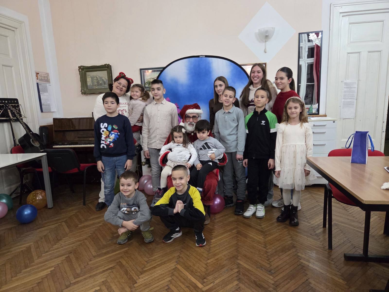 607960385_853036384134885_8599290337589585787_n